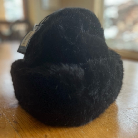Nobis Faux Fur winter hat - Picture 4 of 4